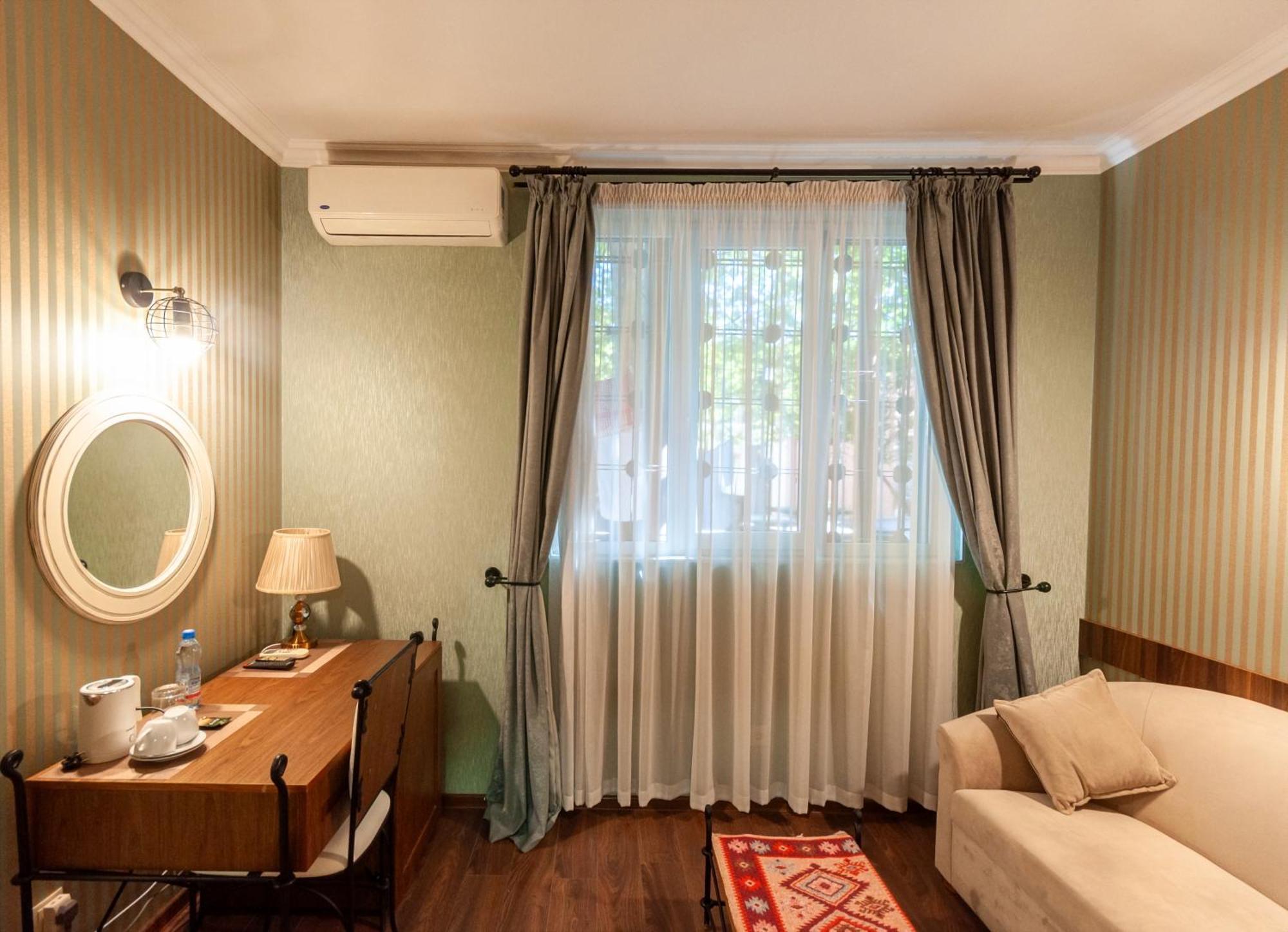 Wine Story Hotel & Club Tiflis Dış mekan fotoğraf